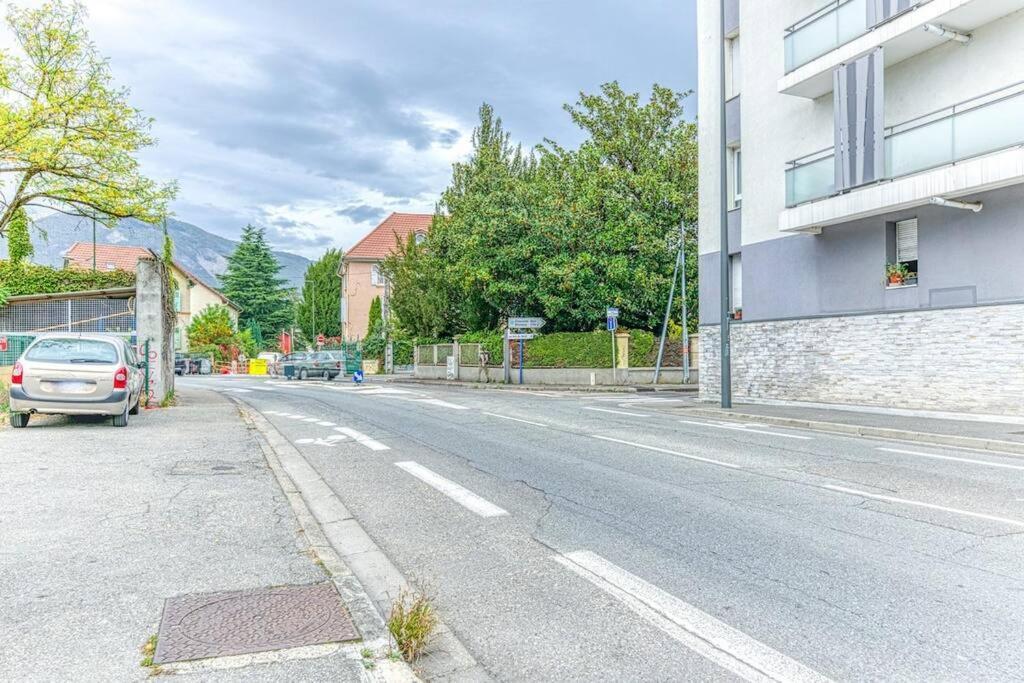 Bel Appartement-Garage Prive-Balcon-Wifi Fibre Rhut Dış mekan fotoğraf